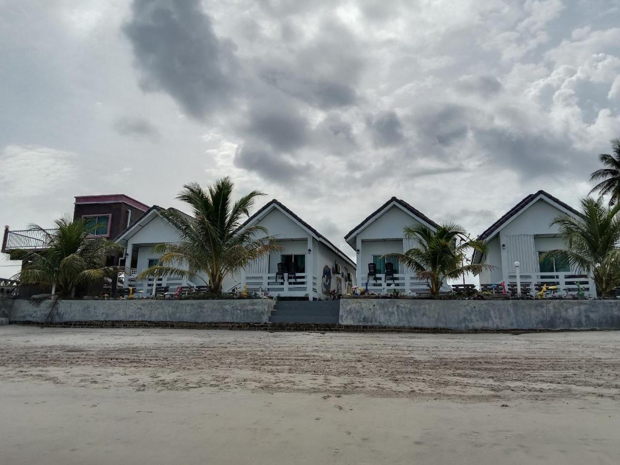 Langkawi Primrose Villa Exterior photo